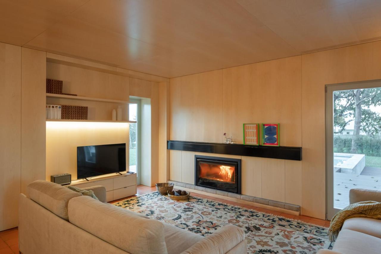70'S Wood House Hotel Maía Buitenkant foto